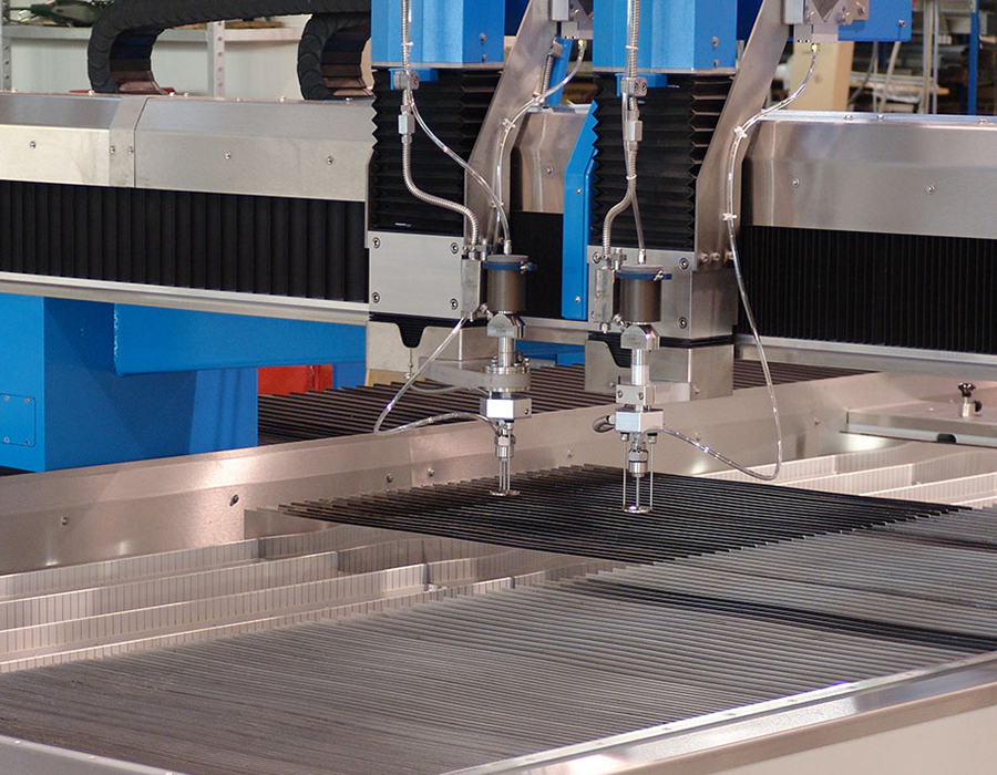 WSS-Wasserstrahlschneidanlagen 2D Kragarm