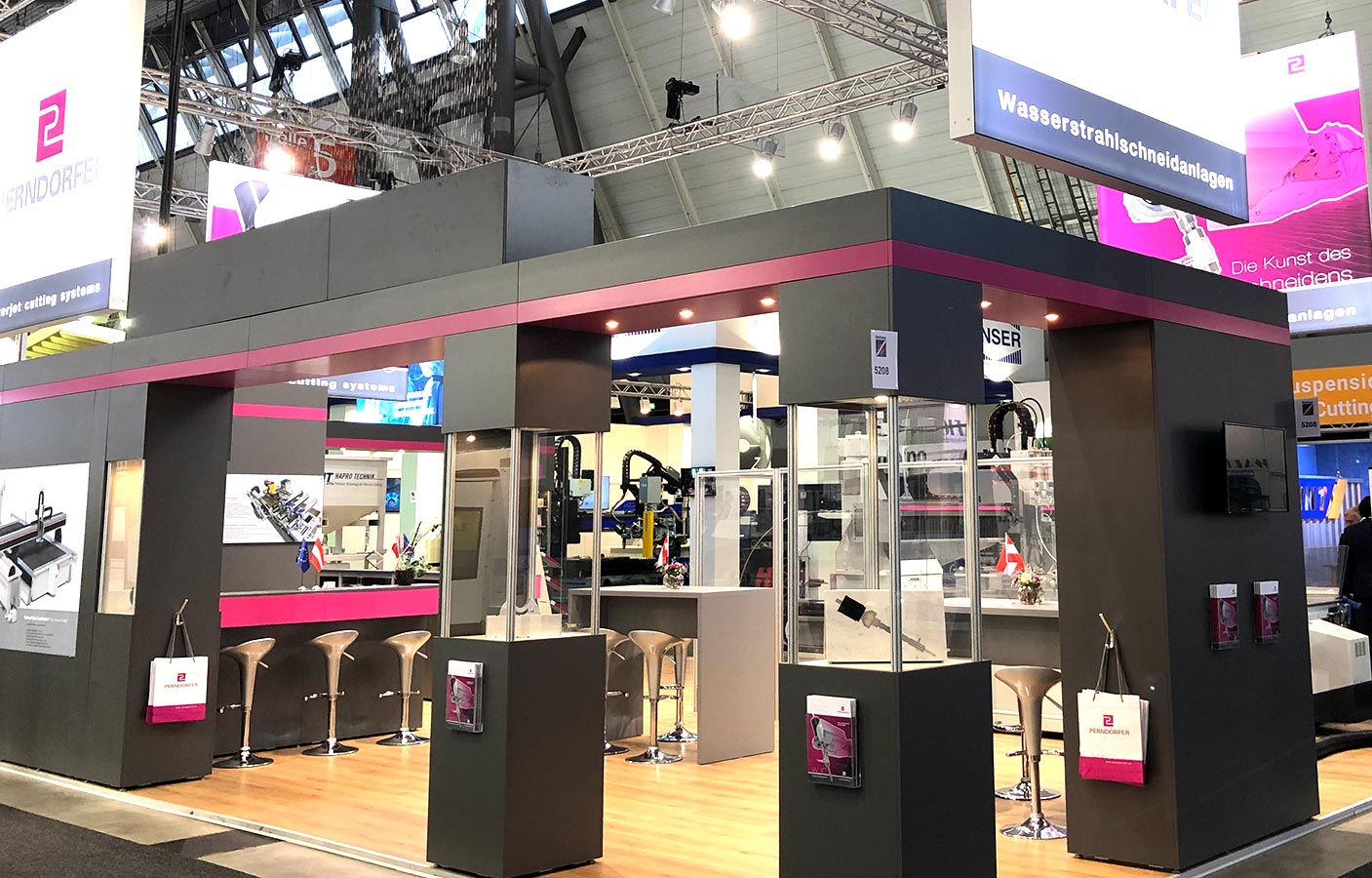 Cutting Systems Perndorfer Messestand